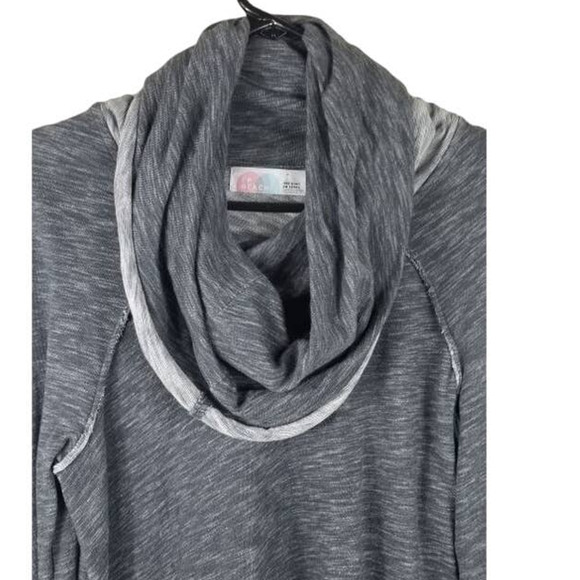 Free People Beach Heathered Grey Cowl Neck Lightweight Sweater OSFM - Picture 4 of 7